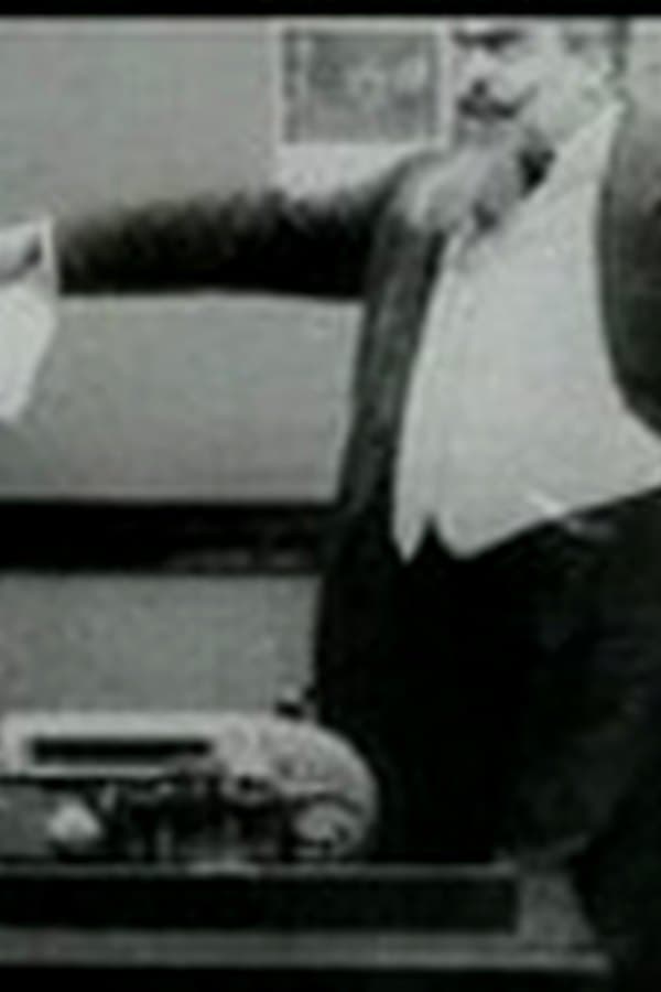 Charlie Chaplin's "The Floorwalker" — Kino 1916