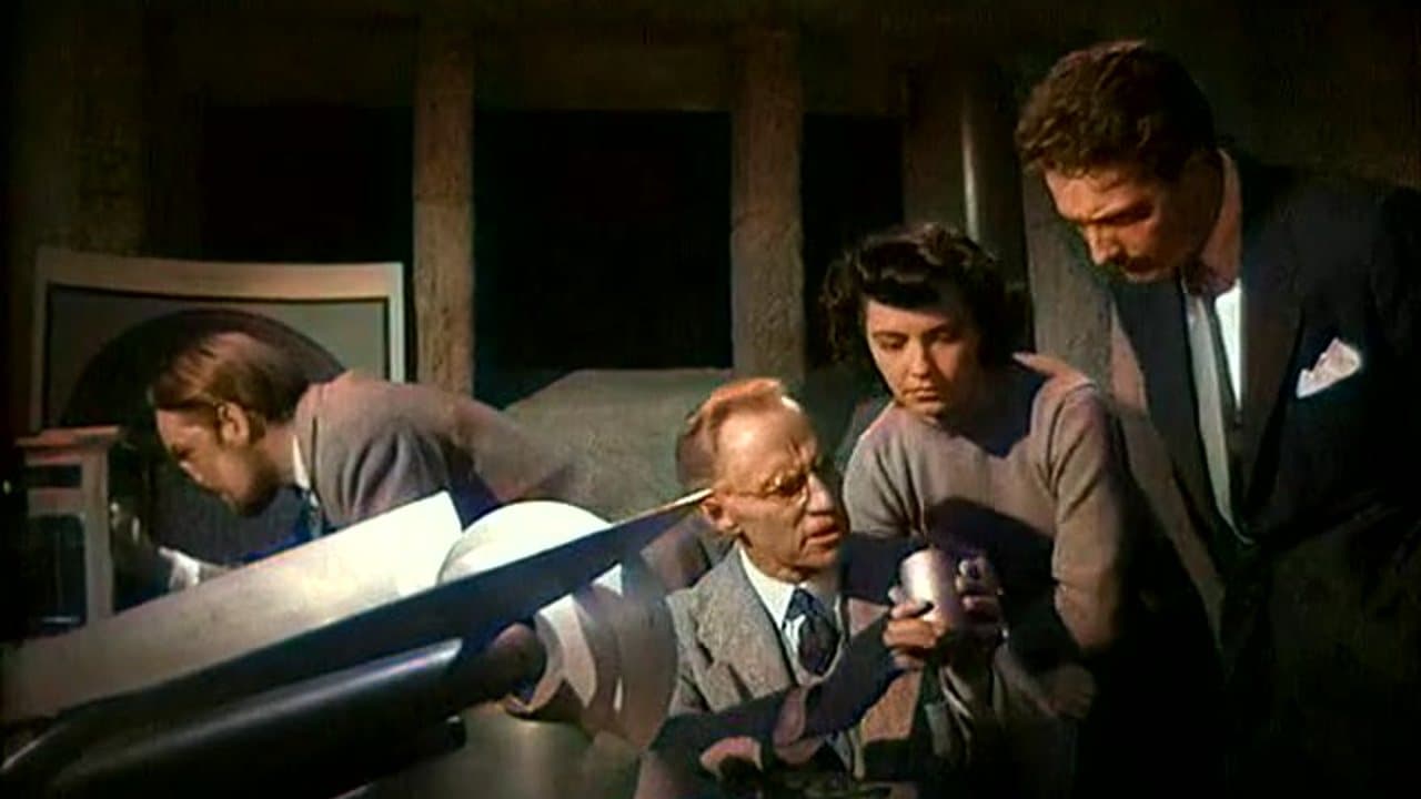 The Man from Planet X 1951 colorized (Robert Clarke)