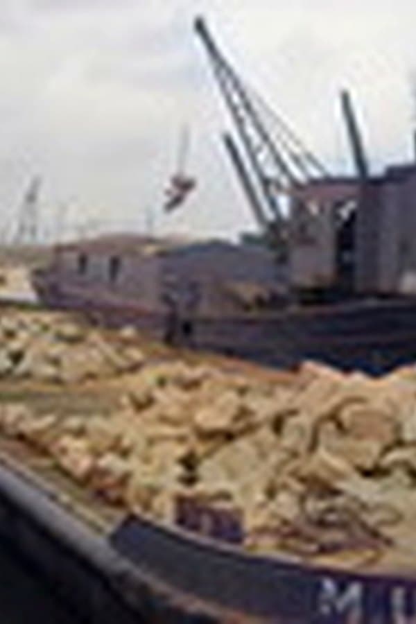 The spectacular construction of the Dutch Afsluitdijk in 1929 in color! — Movie 1932