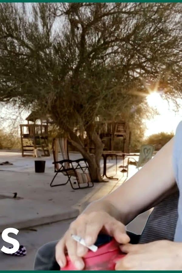 Slab City, California: Last Free Place in America? (Extraordinary Place Documentary)